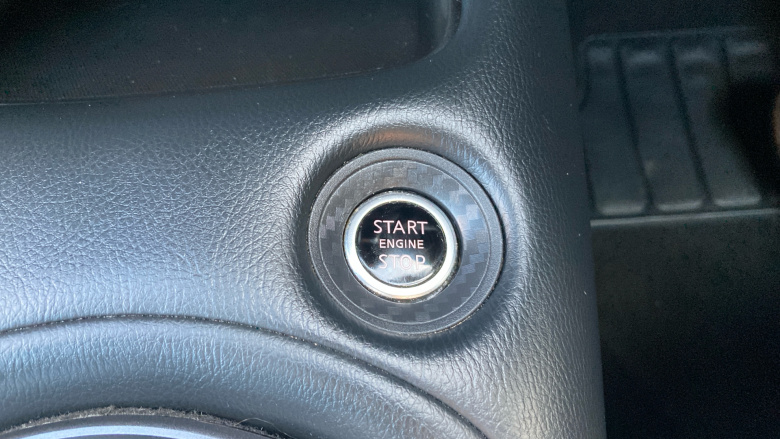 Nissan Juke 1.0 DiG-T 114 Tekna 5dr Petrol Hatchback